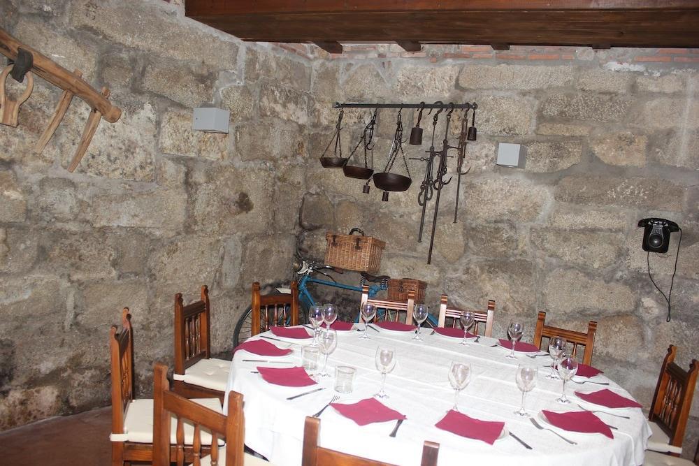 קנדלריו Hotel Cinco Castanos מראה חיצוני תמונה